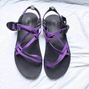 Chaco Black and Purple Strappy Sandals Outdoors Hiking Size 6